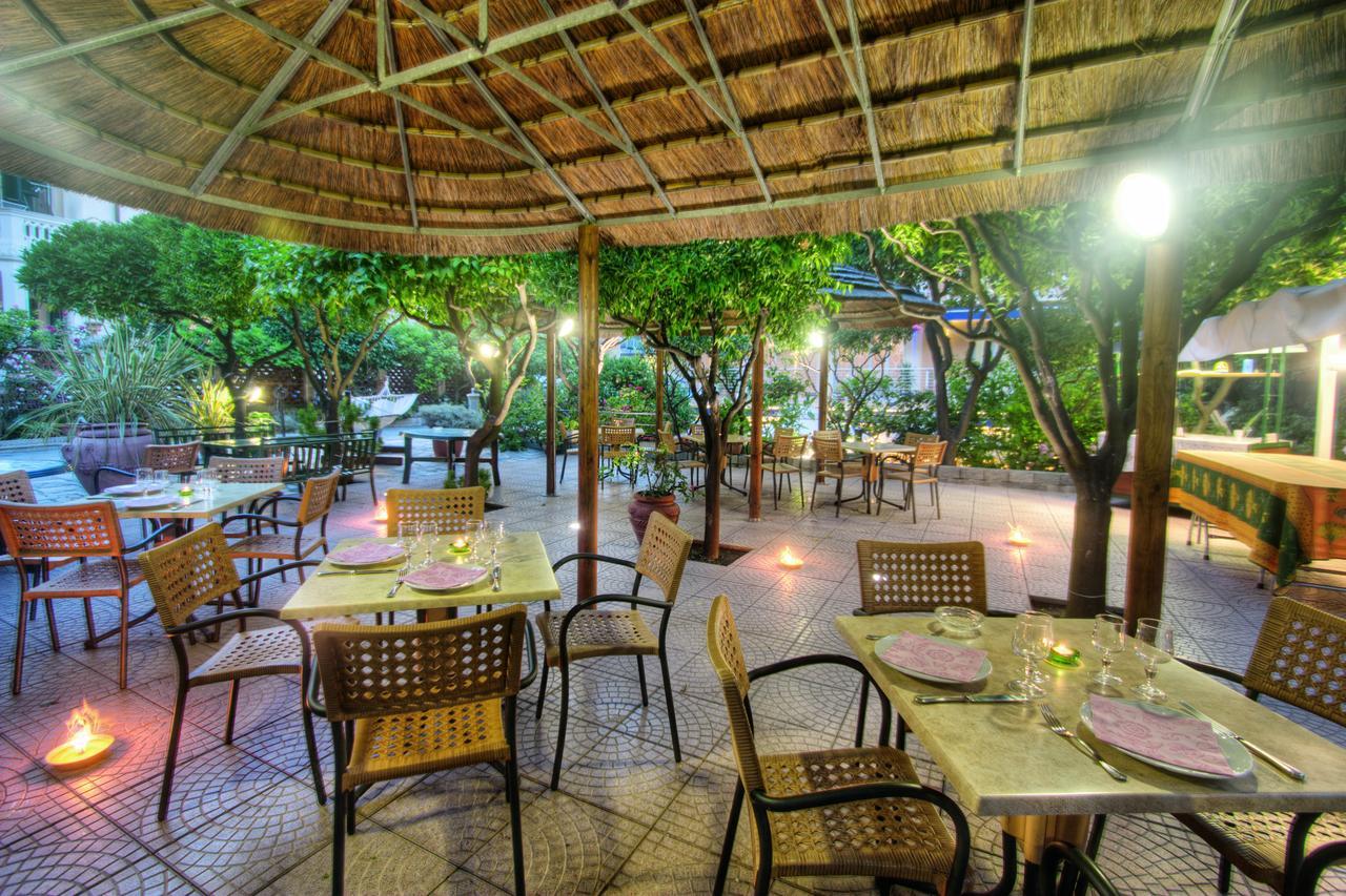 Hotel Villa Delibera Varazze Kültér fotó