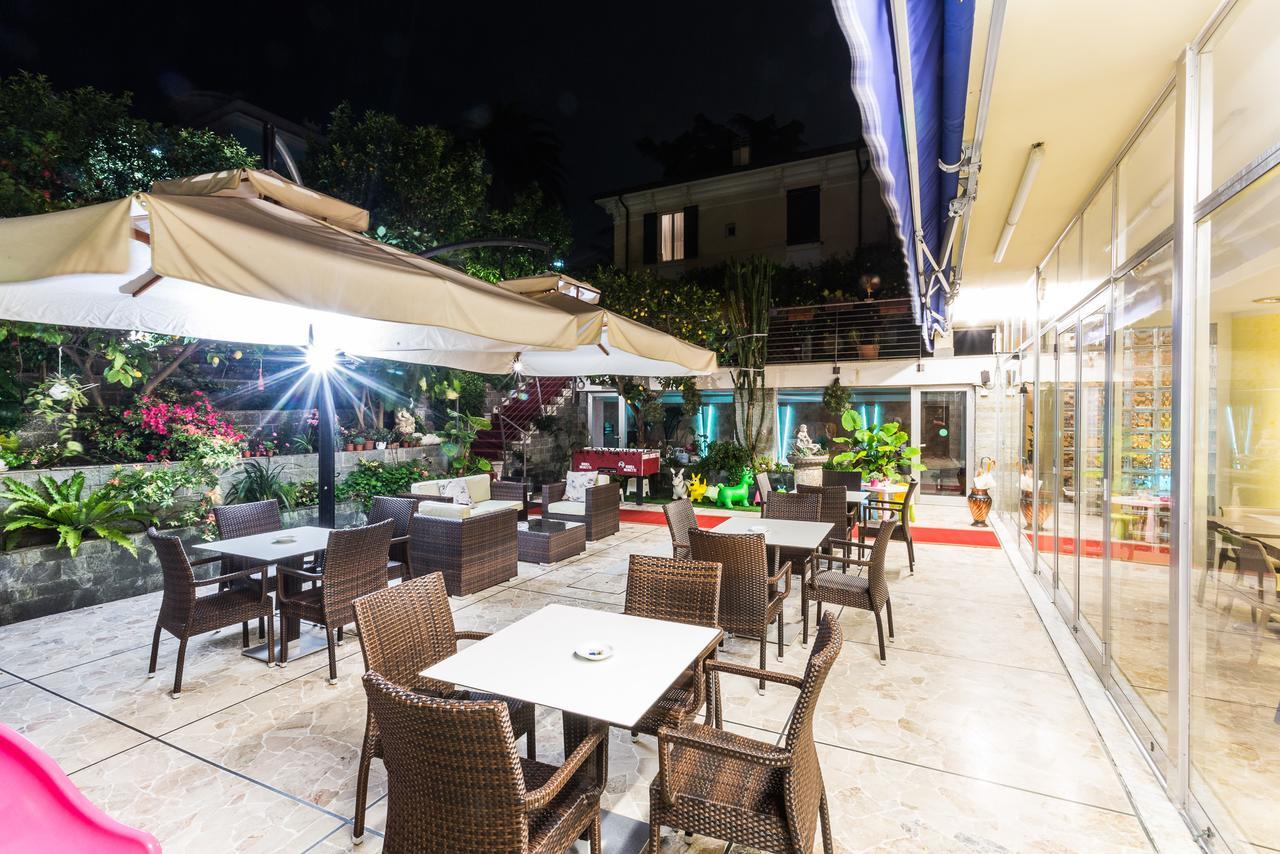 Hotel Villa Delibera Varazze Kültér fotó