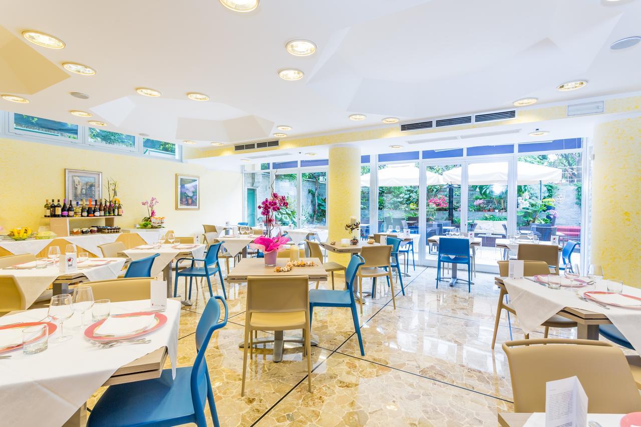 Hotel Villa Delibera Varazze Kültér fotó