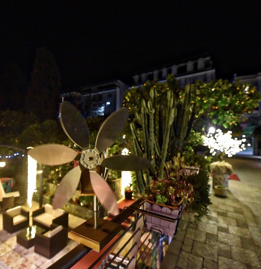 Hotel Villa Delibera Varazze Kültér fotó