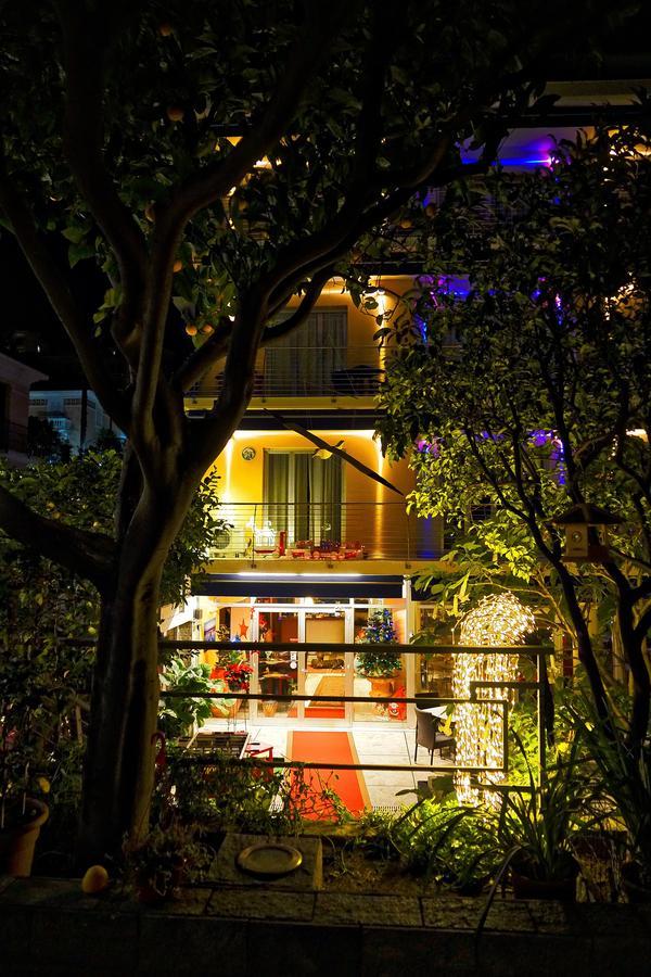 Hotel Villa Delibera Varazze Kültér fotó